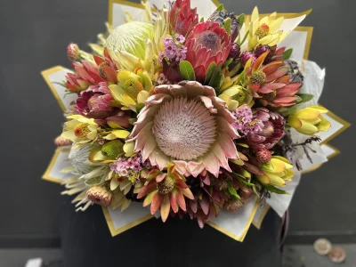 Australian Native Protea Bunch image 1